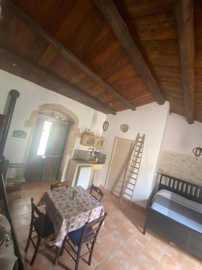 パラッツォーロ・アクレイデ Casa Martinaヴィラ エクステリア 写真