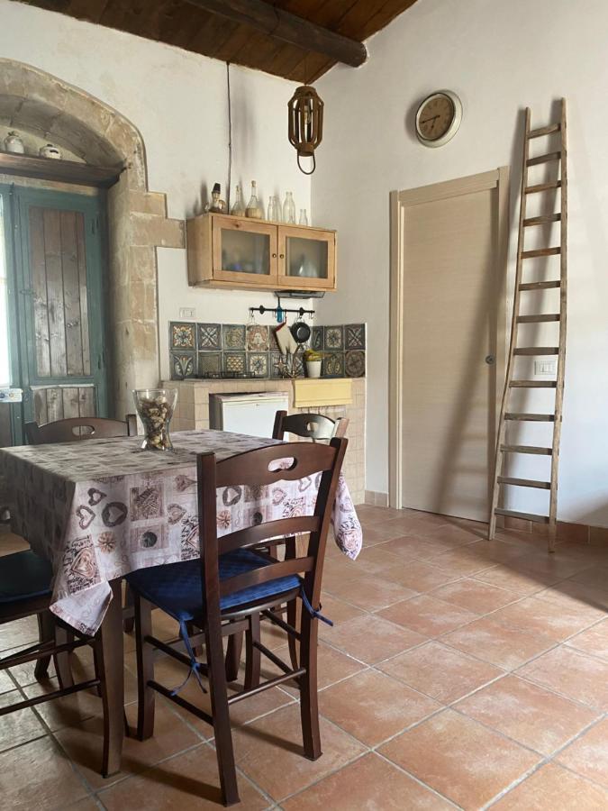 パラッツォーロ・アクレイデ Casa Martinaヴィラ エクステリア 写真