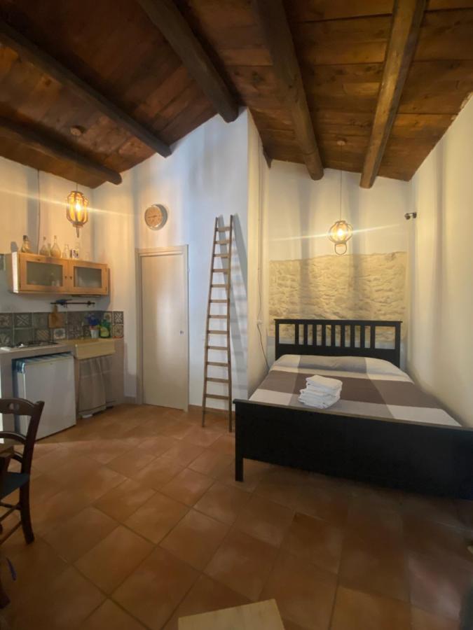 パラッツォーロ・アクレイデ Casa Martinaヴィラ エクステリア 写真